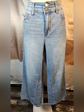 Judy Blue High Rise Wide Crop Jeans Size 7/28 Light Wash Double Button